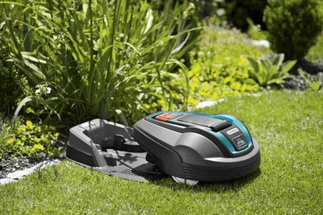 Установка роботов-газонокосилок