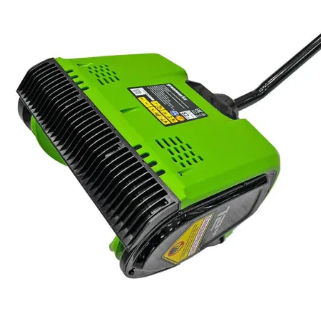 Снегоуборщик аккумуляторный Greenworks 60V GD60SSK4 (1хАКБ 4Ач и ЗУ) 30 см 2602607UB