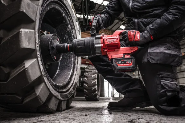 Головка ударная удлиненная Milwaukee ShW 30 мм 1/2" 4932480348