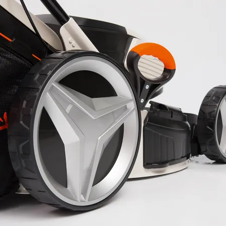 Газонокосилки и сенокосилки