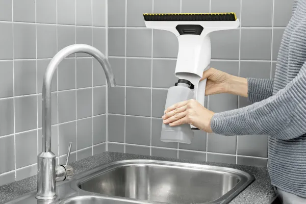 Стеклоочиститель Karcher WV 6 Premium (white) 