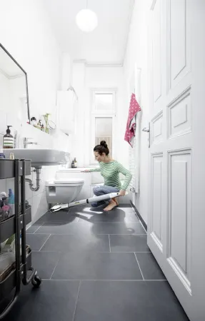 Аппарат для влажной уборки Karcher EWM 2 Premium (FC 3 Cordless Premium) 1.056-350.0