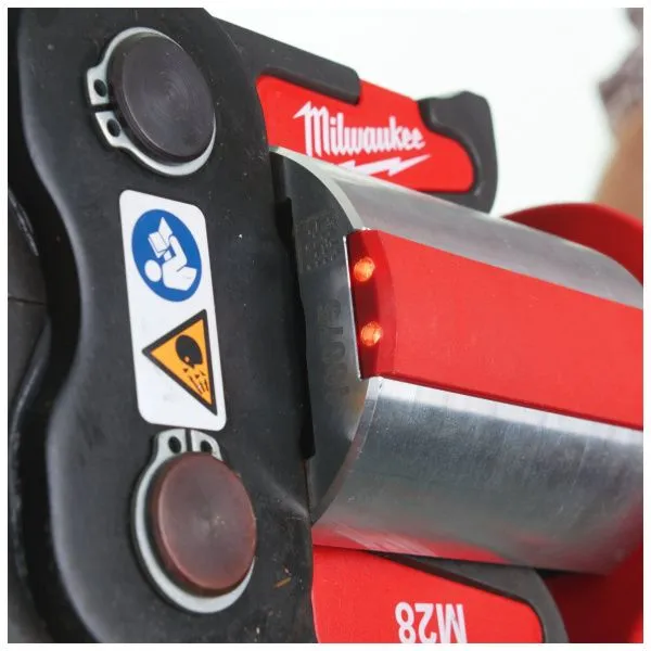 Аккумуляторный инструмент для обжима труб Milwaukee M18 BLHPT-202C Geberit Mapress Set 4933480903