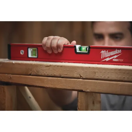 Уровень Milwaukee REDSTICK™ в корпусе Compact 40 см магнитный 4932459079