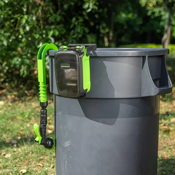 Насос аккумуляторный для полива из бочки Greenworks 24V G24SWP (1х4Ач, ЗУ) 3401007UB