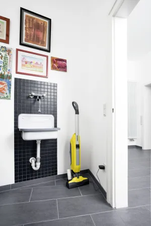 Аппарат для влажной уборки Karcher FC 5 Cordless 1.055-601.0