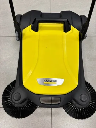 Подметальная машина Karcher S 4 Twin (мелкие потертости на корпусе, нет упаковки) 1.766-360.1