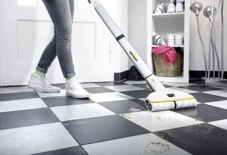 Аппарат для влажной уборки Karcher EWM 2 Premium (FC 3 Cordless Premium) 1.056-350.0