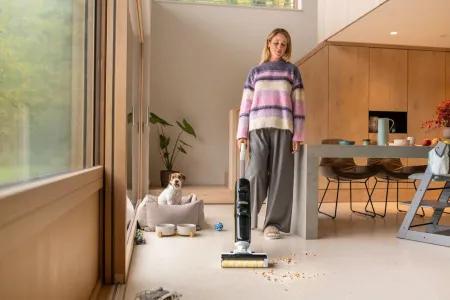 Вертикальный моющий пылесос Karcher FCV 4 Natural N 1.056-133.0