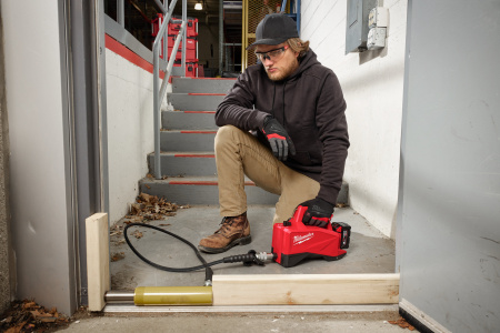Аккумуляторный вспомогательный гидравлический насос Milwaukee M18 HMP700-0 4933493928 Аккумуляторный вспомогательный гидравлический насос Milwaukee M18 HMP700-0 4933493928