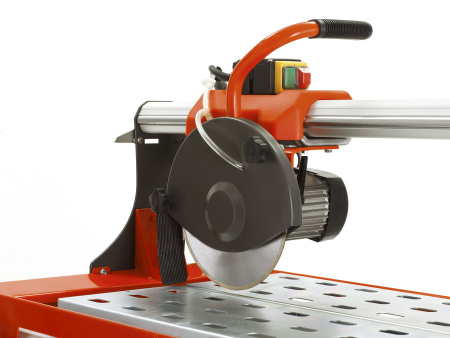 Электроинструмент