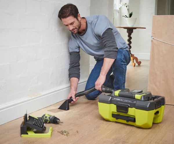Пылесос Ryobi R18PV-0 ONE+ (без АКБ и ЗУ) 5133003786 Пылесос Ryobi R18PV-0 ONE+ (без АКБ и ЗУ) 5133003786