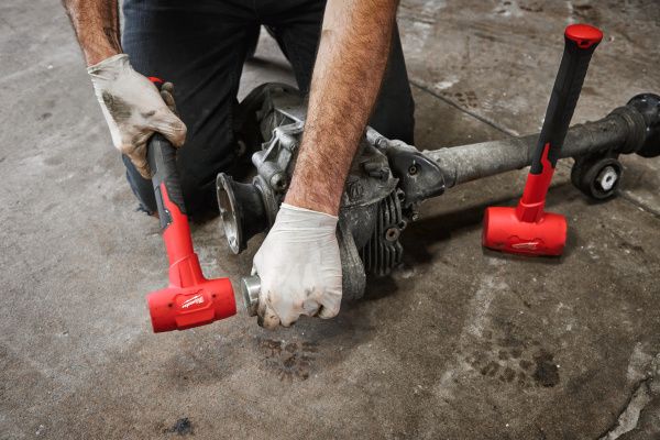 Молоток безынерционный Milwaukee 1360 г 4932492351 Молоток безынерционный Milwaukee 1360 г 4932492351