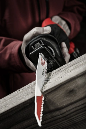 Полотно для сабельной пилы, демонтажное по дереву, дереву с гвоздями, пластику Milwaukee THE AX 300 мм/ шаг зуба 5 мм (5 шт) (экоупак.) (замена для 48005027) 48475027