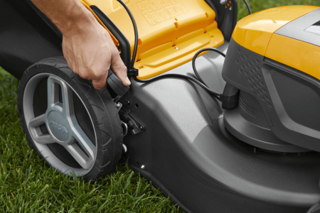 Газонокосилки и сенокосилки