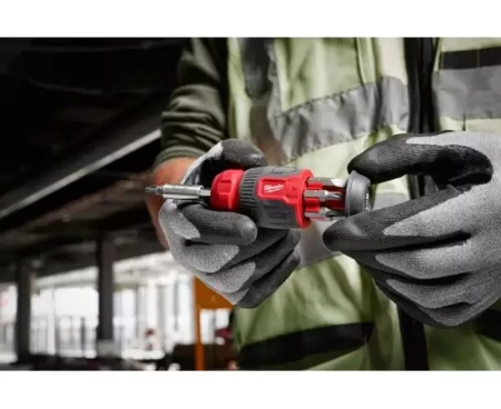 Универсальная отвертка Milwaukee 8 IN 1 COMPACT MULTI-BIT SCREWDRIVER 4932492807
