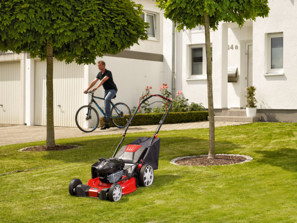 Газонокосилки и сенокосилки