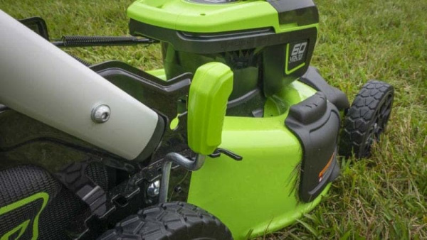 Газонокосилка аккумуляторная Greenworks GD60LM51SPK4 2514307UB Газонокосилки и сенокосилки