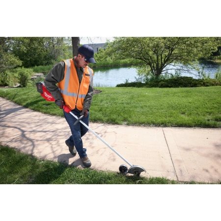 Аккумуляторный триммер Milwaukee M18 FEDG  4933493556