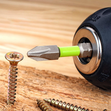 Набор сверл, бит и коронок Greenworks (90 шт) в кейсе 2944607