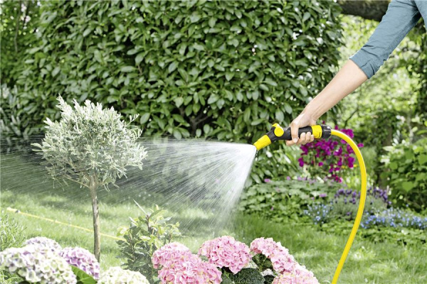 Распылители, пистолеты для полива, наконечники