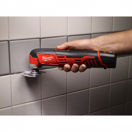 M12™ субкомпактный мульти-тул C12 MT-402B 4933441705 Многофункциональный инструмент (реноватор)