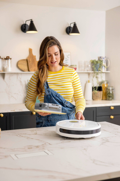 Робот-пылесос с функцией влажной уборки Karcher RCV 2 1.269-670.0