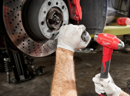 Безынерционный молоток Milwaukee с шаровидным бойком 450 g Dead Blow Ball Peen Hammer 4932492348 Безынерционный молоток Milwaukee с шаровидным бойком 450 g Dead Blow Ball Peen Hammer 4932492348