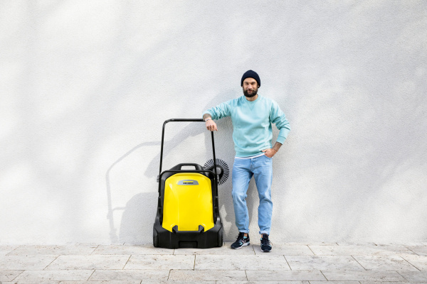 Подметальная машина Karcher S 6 1.766-420.0