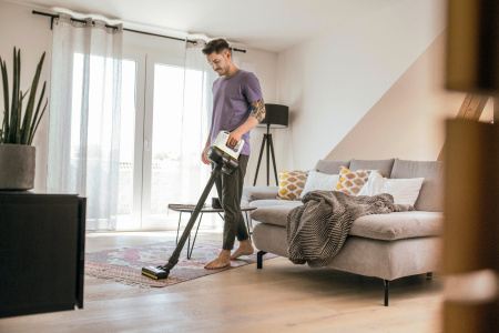 Пылесос вертикальный аккумуляторный Karcher VC 4 Cordless MyHome Car 1.198-632.0 Пылесос вертикальный аккумуляторный Karcher VC 4 Cordless MyHome Car 1.198-632.0