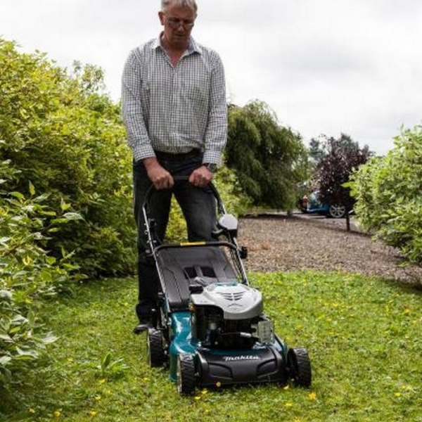 Газонокосилки и сенокосилки