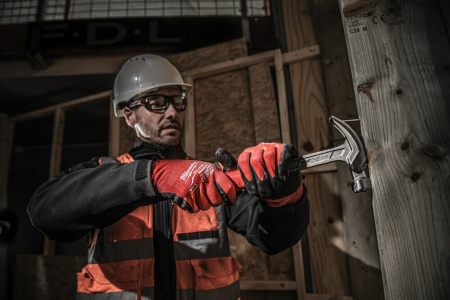 Молоток Milwaukee стальной с прямым гвоздодером 20 унций/570 грамм 4932478654 Молоток Milwaukee стальной с прямым гвоздодером 20 унций/570 грамм 4932478654