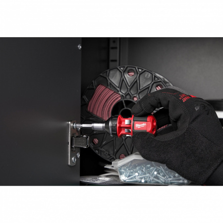 Отвертка универсальная короткая с трещоткой 8 в 1 4932471868