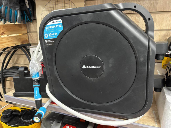 Автоматическая катушка Cellfast Ergo 1/2, 30 м (не работает направляющая смотки шланга, царапины на корпусе ) 55-420.Y
