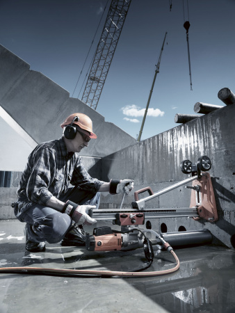 Бурильная машина со стойкой Husqvarna DMS 240 965 17 36-03