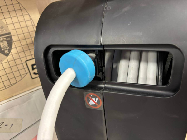 Автоматическая катушка Cellfast Ergo 1/2, 30 м (не работает направляющая смотки шланга, царапины на корпусе ) 55-420.Y