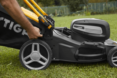 Газонокосилка аккумуляторная Stiga Combi 955 SQ AE 294557898/ST1 Газонокосилки и сенокосилки