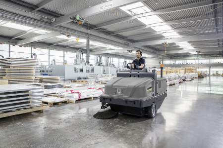 Подметальная машина Karcher KM 120/250 R Lpg Classic 1.186-001.0