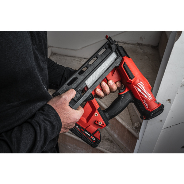 Угловой отделочный нейлер Milwaukee M18 FUEL™ 16 GA  M18 FN16GA-0X 4933478094 Угловой отделочный нейлер Milwaukee M18 FUEL™ 16 GA  M18 FN16GA-0X 4933478094