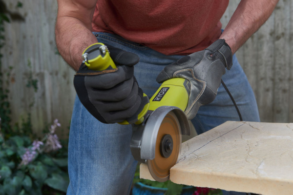 Болгарка Ryobi RAG950-125S 5133002495