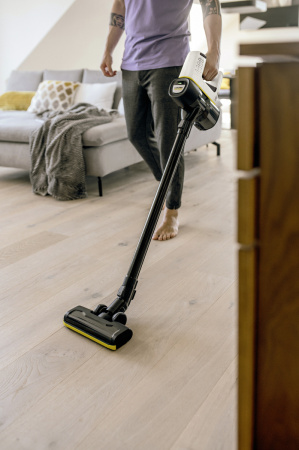 Пылесос вертикальный аккумуляторный Karcher VC 4 Cordless MyHome Car 1.198-632.0 Пылесос вертикальный аккумуляторный Karcher VC 4 Cordless MyHome Car 1.198-632.0