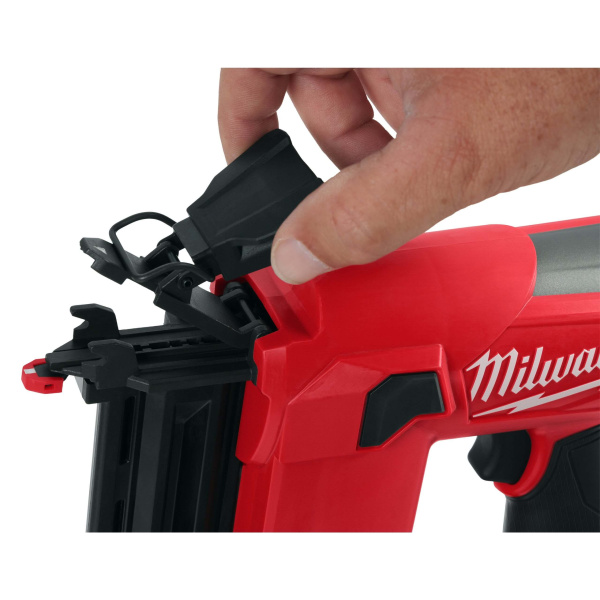 Аккумуляторный нейлер Milwaukee M12 FCN18GS-202X 4933493355 Степлеры