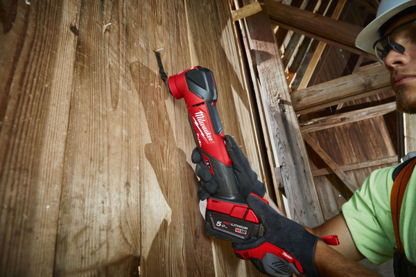 Аккумуляторный многофункциональный инструмент Milwaukee M18 FMT-0 FUEL (без АКБ и ЗУ) 4933498065 Многофункциональный инструмент (реноватор)