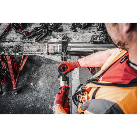 Аккумуляторный XL инструмент для обжима для труб Milwaukee M18 BLHPTXL-502C 4933479441 Аккумуляторный XL инструмент для обжима для труб Milwaukee M18 BLHPTXL-502C 4933479441