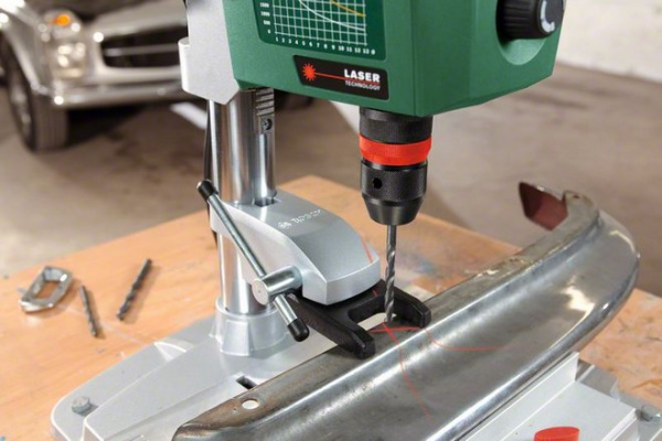 Станок вертикально-сверлильный BOSCH PBD 40