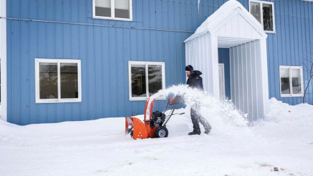 Снегоуборщики