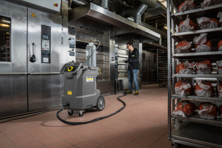 Аппарат для очистки сухим льдом со встроенным генератором сухого льда Karcher IB 10/8 L2P 1.574-200.0