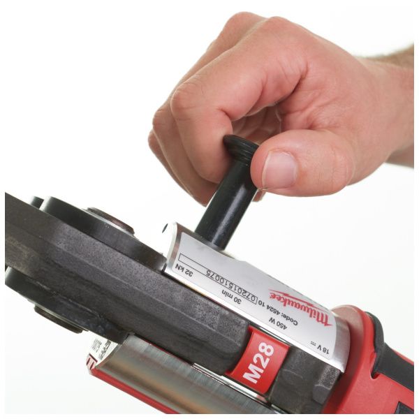 Аккумуляторный инструмент для обжима труб Milwaukee M18 BLHPT-202C Geberit Mapress Set 4933480903 Аккумуляторный инструмент для обжима труб Milwaukee M18 BLHPT-202C Geberit Mapress Set 4933480903
