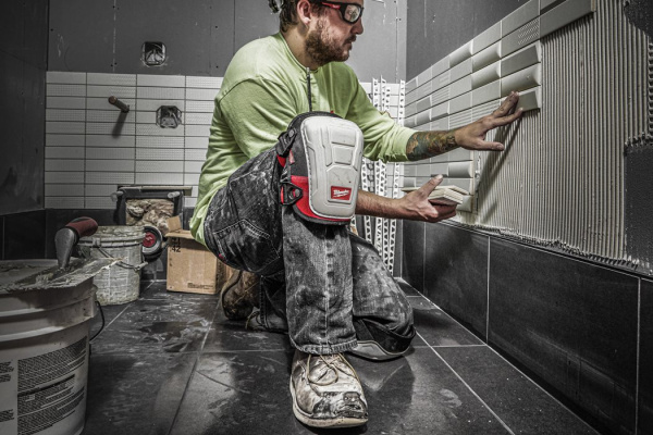 Наколенники защитные Milwaukee Premium 4932478139 Наколенники защитные Milwaukee Premium 4932478139