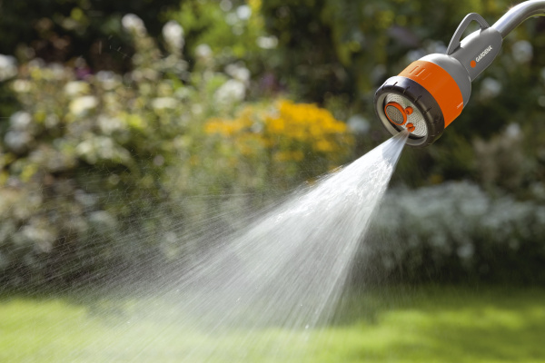 Распылители, пистолеты для полива, наконечники